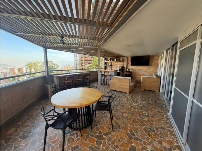 Apartamento de 3 alcobas en venta en La Barquereña, Sabaneta, 142 m² · foto 2 de 21