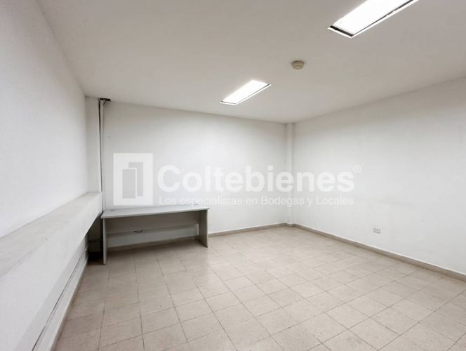 Bodega en arriendo en La Aldea, La Estrella, 415 m² · foto 6 de 21
