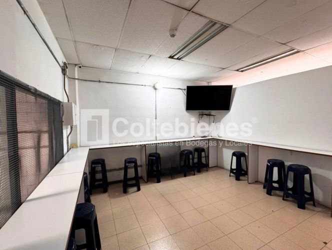 Bodega en arriendo en La Aldea, La Estrella, 415 m² · foto 8 de 21