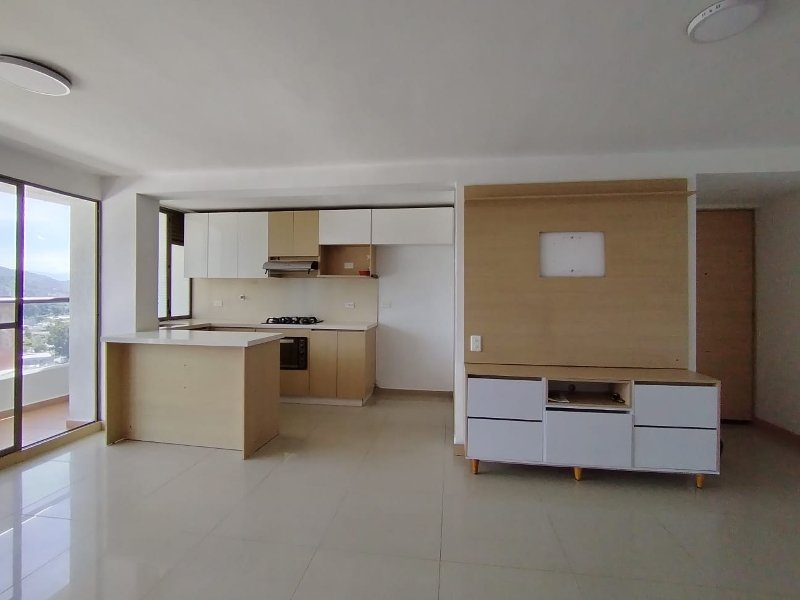 3BR Apartment in Las Lomitas (74 m²) - 2