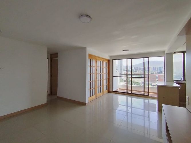 Apartamento de 3 alcobas en arriendo en Las Lomitas, Sabaneta, 74 m² · foto 7 de 24