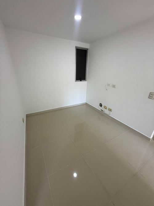 Apartamento de 3 alcobas en arriendo en Ciudad Del Río, Medellín, 80 m² · foto 5 de 14