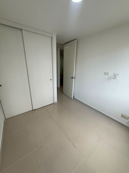 Apartamento de 3 alcobas en arriendo en Ciudad Del Río, Medellín, 80 m² · foto 6 de 14