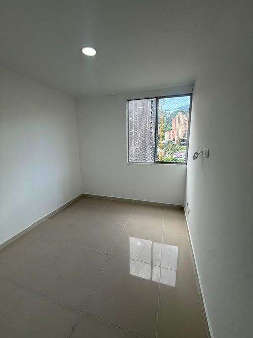 Apartamento de 3 alcobas en arriendo en Ciudad Del Río, Medellín, 80 m² · foto 14 de 14