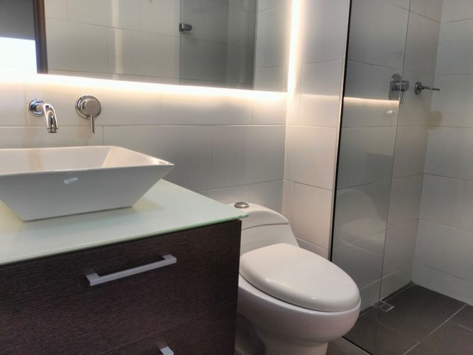 Apartamento de 2 alcobas en arriendo en El Poblado, Medellín, 99 m² · foto 16 de 16