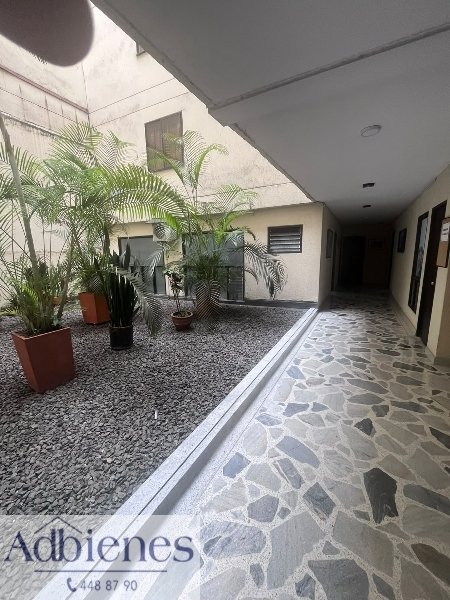 Oficina en venta en Villa Nueva, Medellín 3