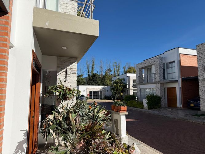 Casa de 4 alcobas en venta en La Ceja, 150 m² · foto 4 de 24