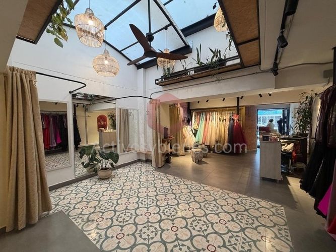 Local en venta en Suramericana, Medellín, 118 m² · foto 2 de 8