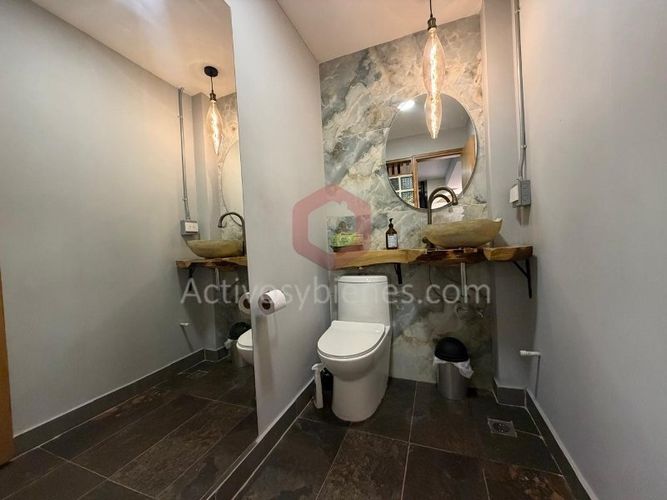 Local en venta en Suramericana, Medellín, 118 m² · foto 7 de 8