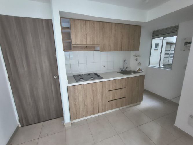 Apartamento de 3 alcobas en venta en Cr. Los Naranjos, Jamundí, 65 m² · foto 14 de 17