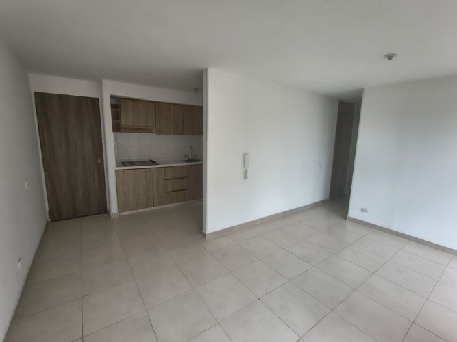 Apartamento de 3 alcobas en venta en Cr. Los Naranjos, Jamundí, 65 m² · foto 15 de 17