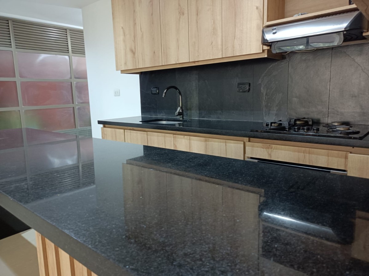 Apartamento en arriendo en Cola Del Zorro, Medellín · foto 3 de 23