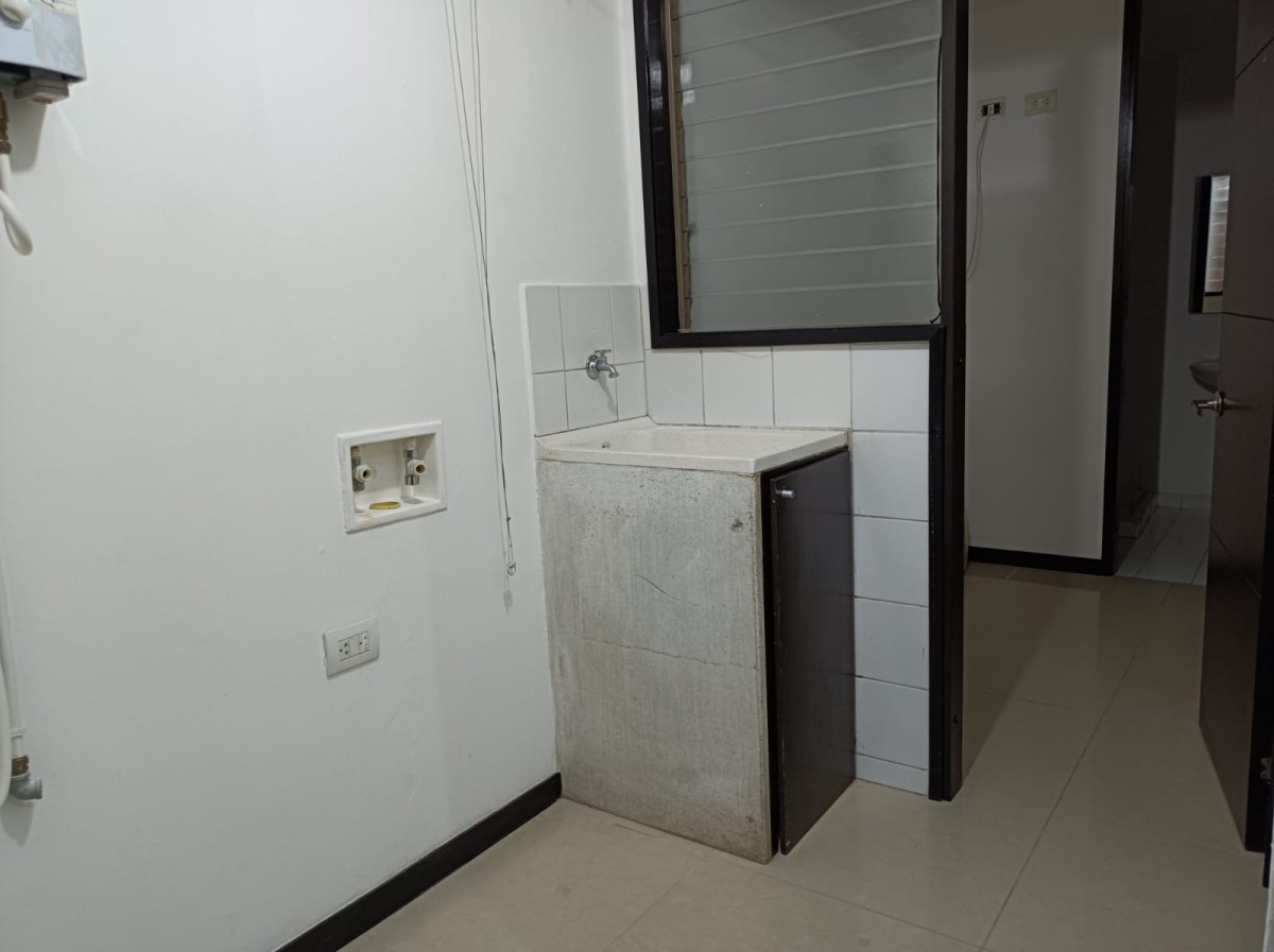 Apartamento en arriendo en Cola Del Zorro, Medellín · foto 5 de 23