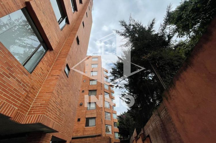 Apartamento de 5 alcobas en venta en Sotileza, Bogotá, 300 m² · foto 10 de 24