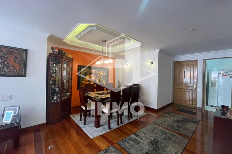 Apartamento de 5 alcobas en venta en Sotileza, Bogotá, 300 m² · foto 13 de 24