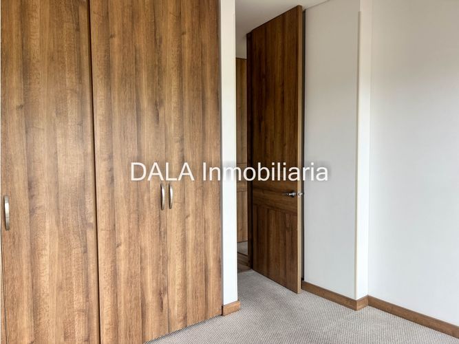 Apartamento de 2 alcobas en arriendo en Vda Chuntame, Cajicá, 79 m² · foto 12 de 24