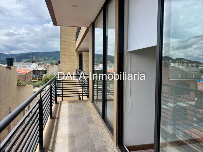 Apartamento de 2 alcobas en arriendo en Vda Chuntame, Cajicá, 79 m² · foto 16 de 24