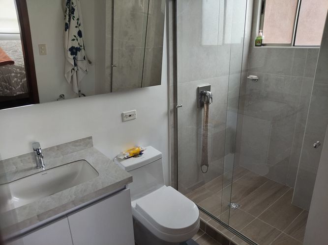 Apartamento de 4 alcobas en venta en Lagos De Cordoba, Bogotá, 172 m² · foto 18 de 24