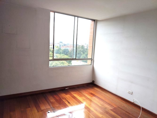 Apartamento de 4 alcobas en venta en Lagos De Cordoba, Bogotá, 172 m² · foto 12 de 24