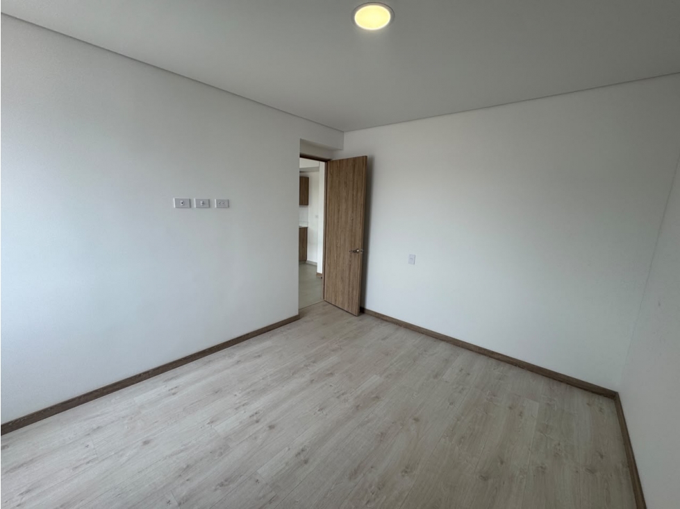 Apartamento en venta en Fatima, Itagüí · foto 8 de 10