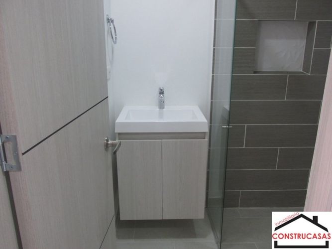 Apartaestudio en venta en Laureles Nogal, Medellín, 54 m² · foto 18 de 21