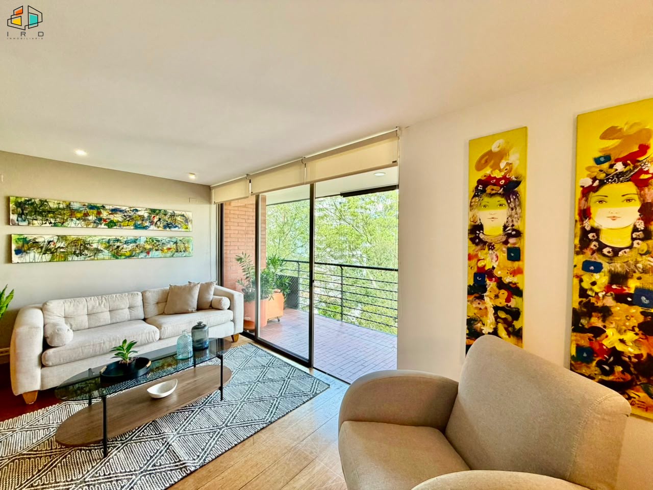 Apartamento en arriendo en Loma De Los Gonzalez, Medellín · foto 3 de 24