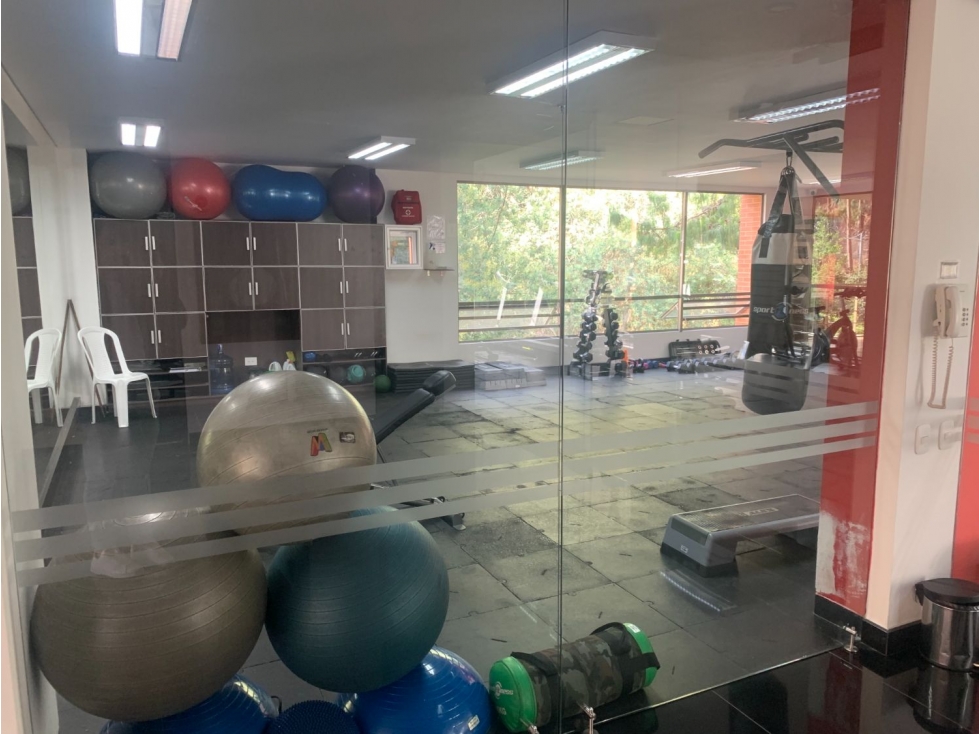Apartamento en venta en Santa Barbara Alta, Bogotá · foto 8 de 24