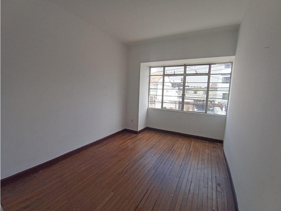 Casa en venta en Las Americas, Bogotá · foto 18 de 24