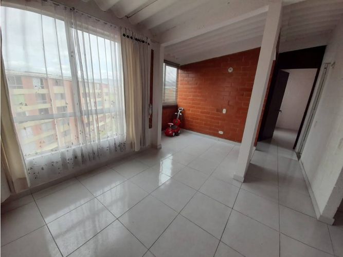 Apartamento de 2 alcobas en venta en Tierra Blanca, Soacha, 45 m² · foto 4 de 9