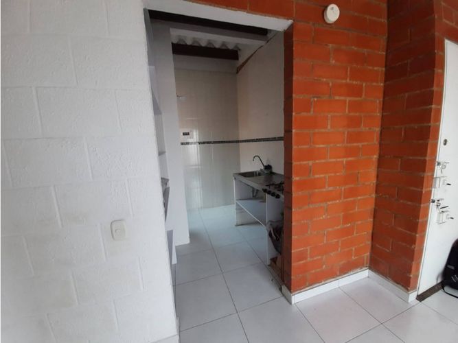 Apartamento de 2 alcobas en venta en Tierra Blanca, Soacha, 45 m² · foto 5 de 9