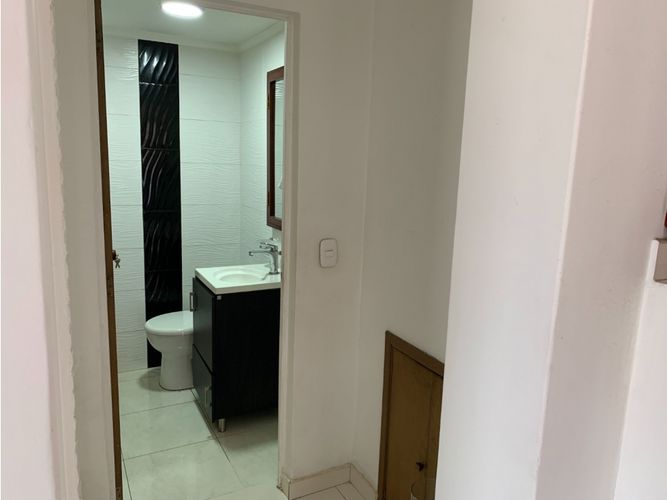 Casa de 4 alcobas en venta en Pontevedra, Bogotá, 256 m² · foto 7 de 24