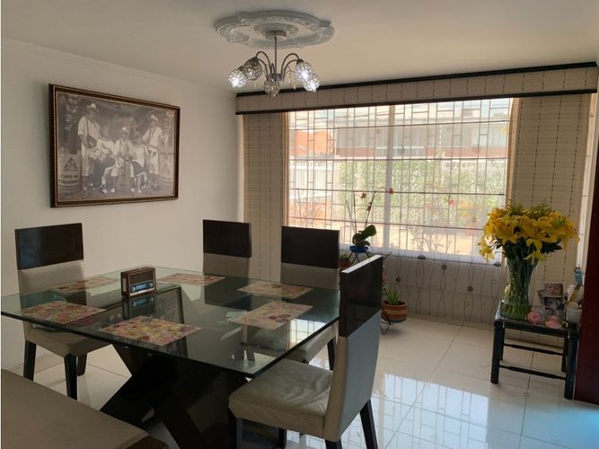 Casa de 4 alcobas en venta en Pontevedra, Bogotá, 256 m² · foto 12 de 24