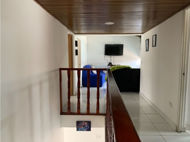 Casa de 4 alcobas en venta en Pontevedra, Bogotá, 256 m² · foto 23 de 24