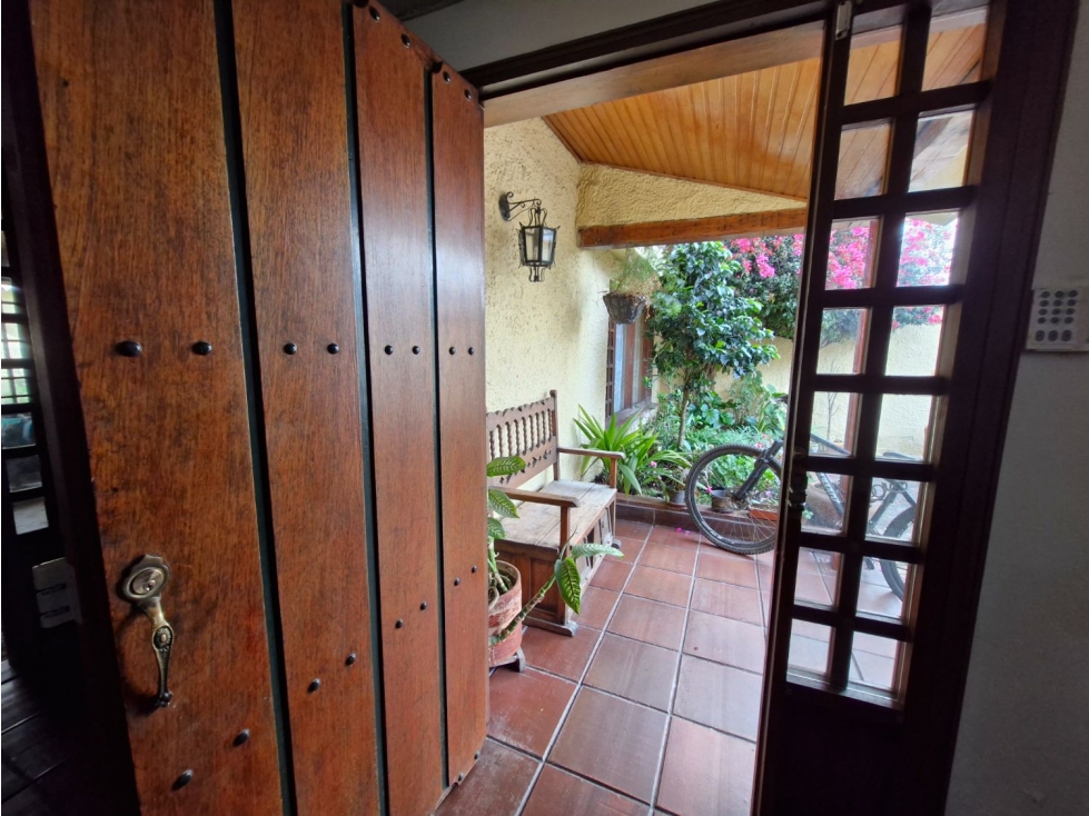 Casa en venta en El Contador, Bogotá · foto 4 de 24