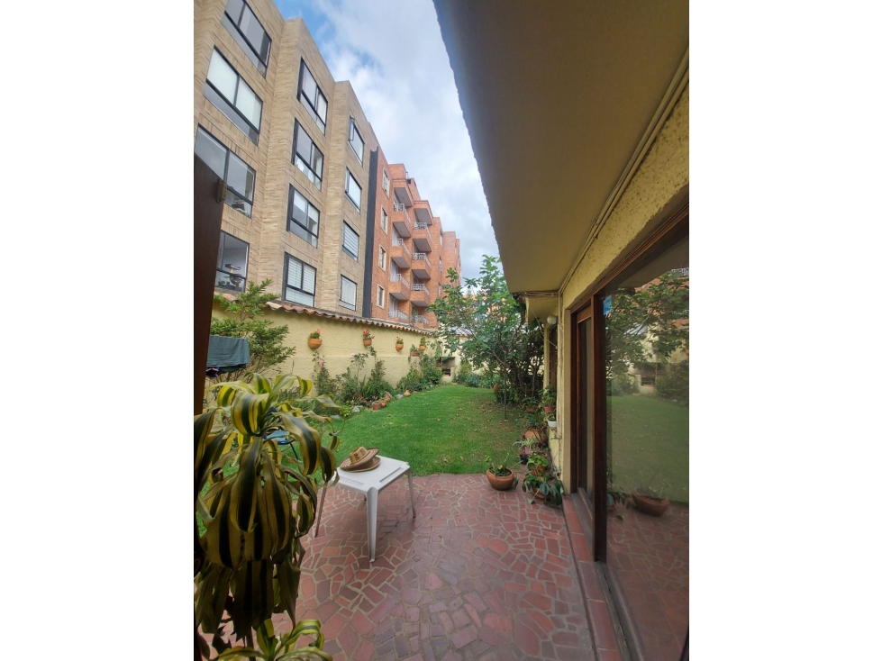 Casa en venta en El Contador, Bogotá · foto 16 de 24