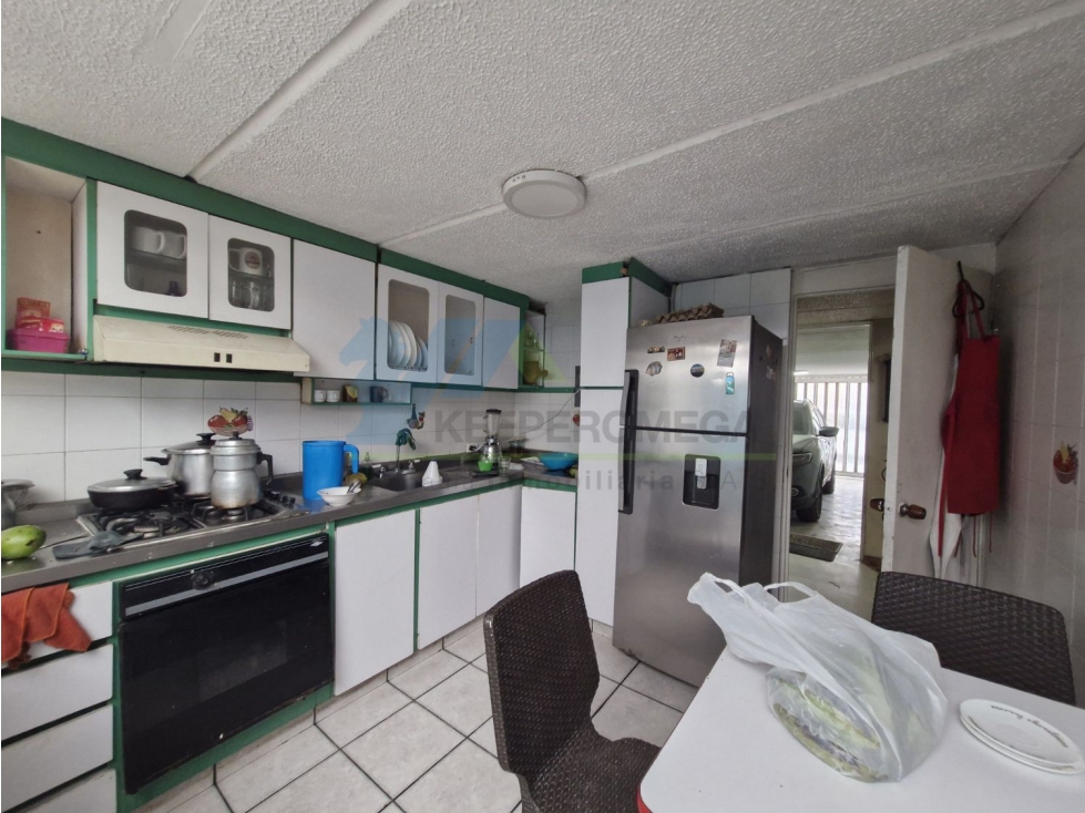 Casa en venta en Castilla, Bogotá · foto 7 de 24