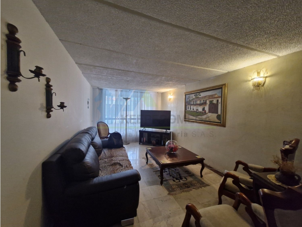 Casa en venta en Castilla, Bogotá · foto 9 de 24