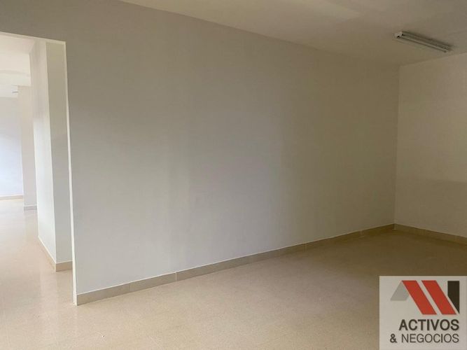 Local en venta en La Candelaria, Medellín, 119 m² · foto 8 de 10