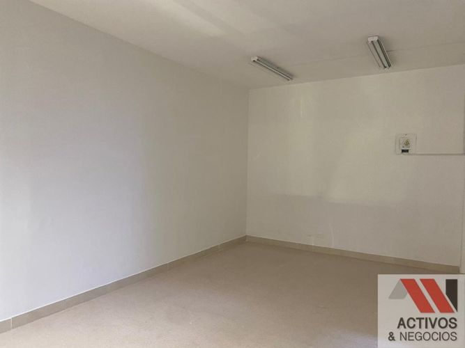 Local en venta en La Candelaria, Medellín, 119 m² · foto 9 de 10