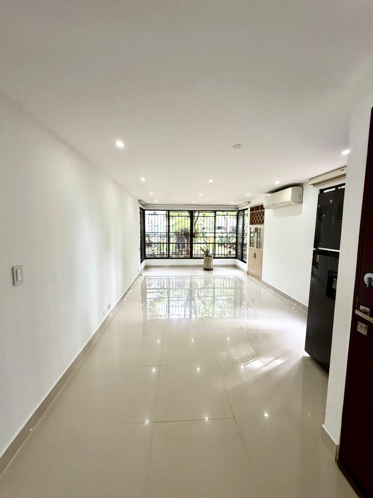 Apartamento en Venta en Multicentro, Cali