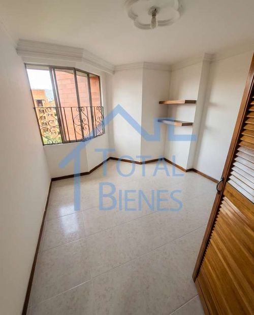Apartamento de 3 alcobas en venta en Laureles, Medellín, 115 m² · foto 15 de 22