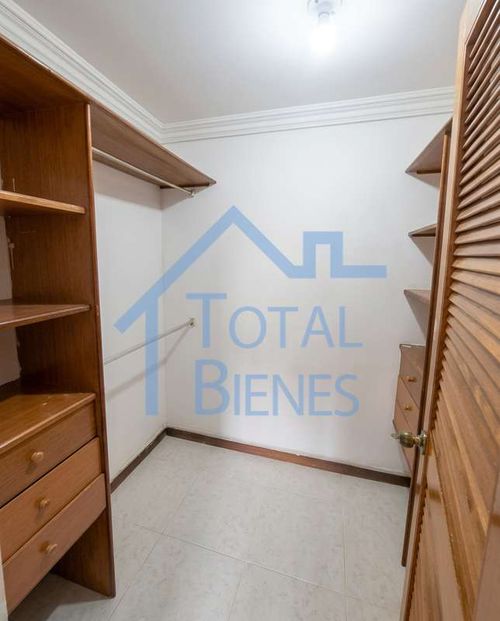 Apartamento de 3 alcobas en venta en Laureles, Medellín, 115 m² · foto 19 de 22
