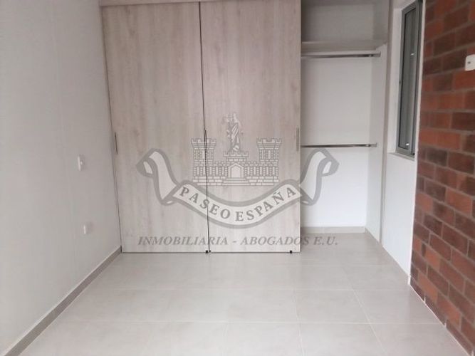Apartamento de 3 alcobas en venta en San Jorge, Girón, 55 m² · foto 7 de 8