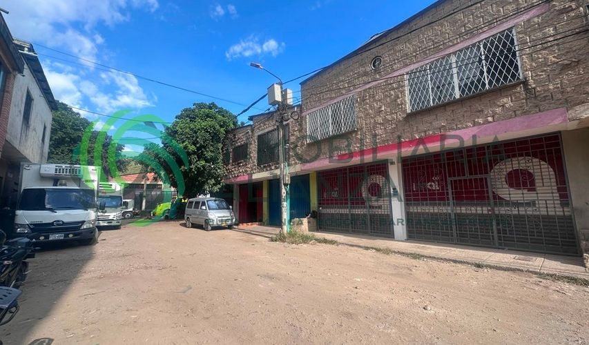 Bodega en arriendo en Chimita Zona Industrial, Girón, 300 m² · foto 3 de 15
