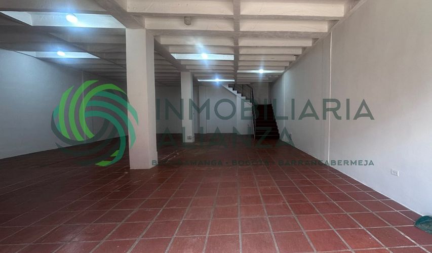 Bodega en arriendo en Chimita Zona Industrial, Girón, 300 m² · foto 4 de 15