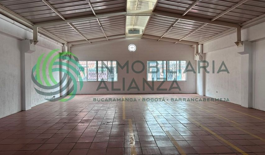 Bodega en arriendo en Chimita Zona Industrial, Girón, 300 m² · foto 14 de 15