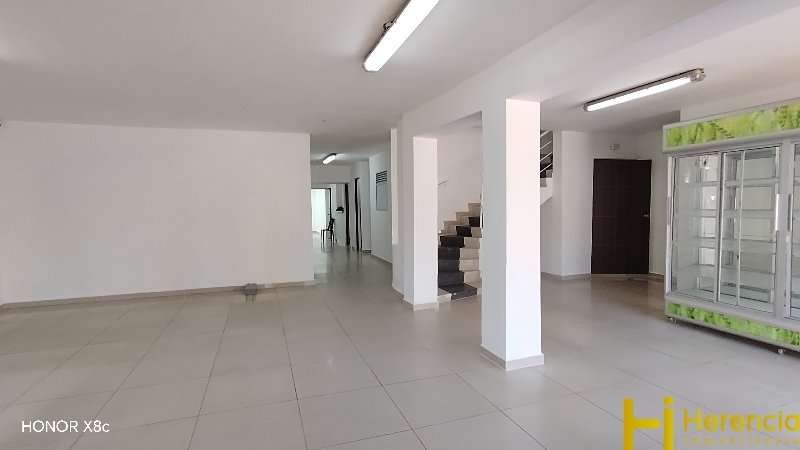 Local en Arriendo en Laureles, Medellín