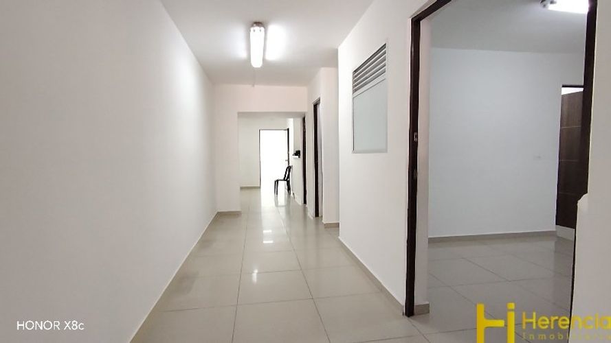 Local en arriendo en Estadio, Medellín, 600 m² · foto 4 de 24