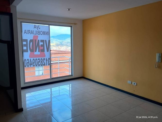 Apartamento de 3 alcobas en venta en Altos De La Colina, Pasto, 76 m² · foto 18 de 19
