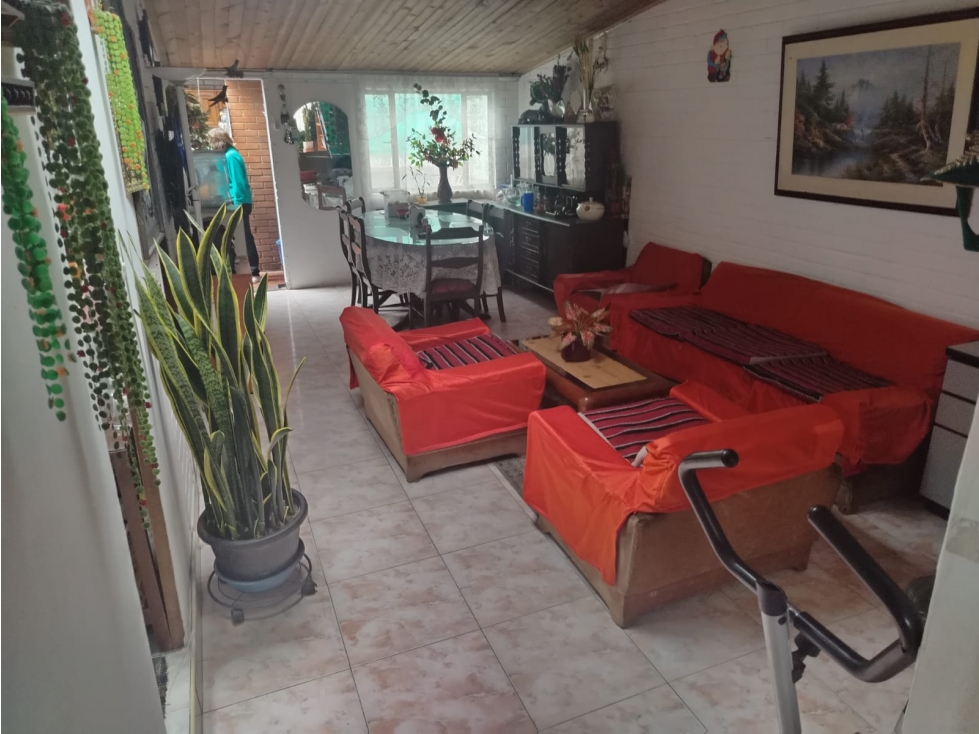 Casa en venta en La Española, Bogotá · foto 12 de 24